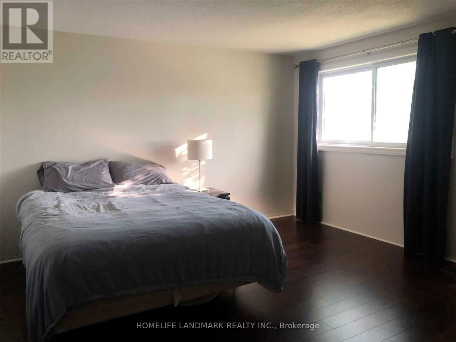 92 ESTERLAWN POINT Image 7