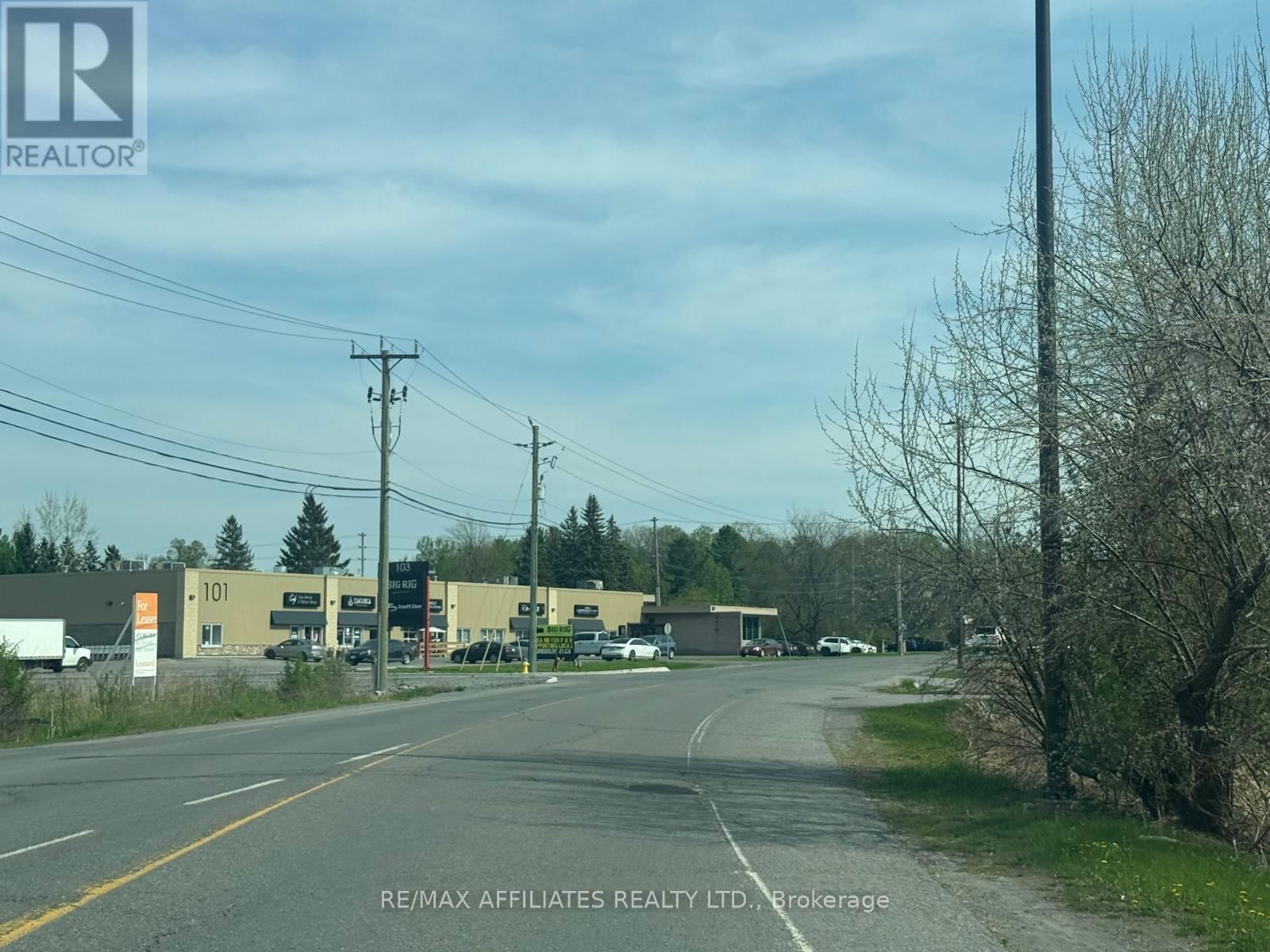 104 SCHNEIDER ROAD Image 4