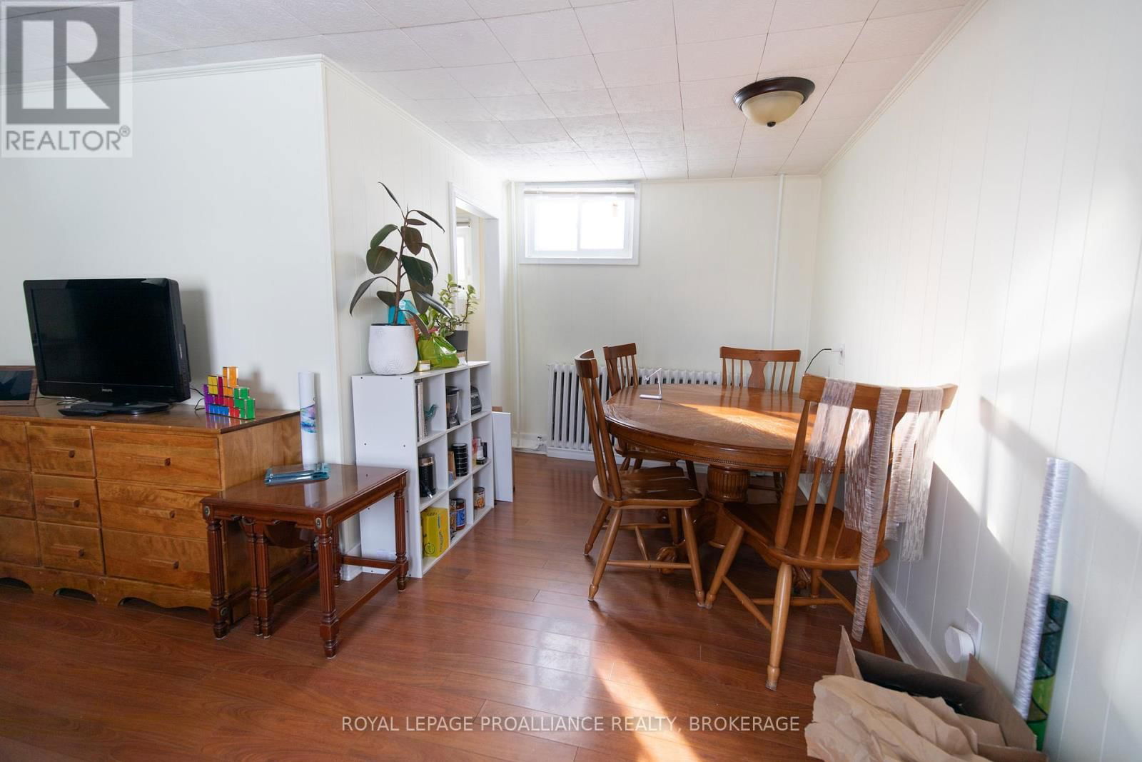 512-514 MACDONNELL STREET Image 3