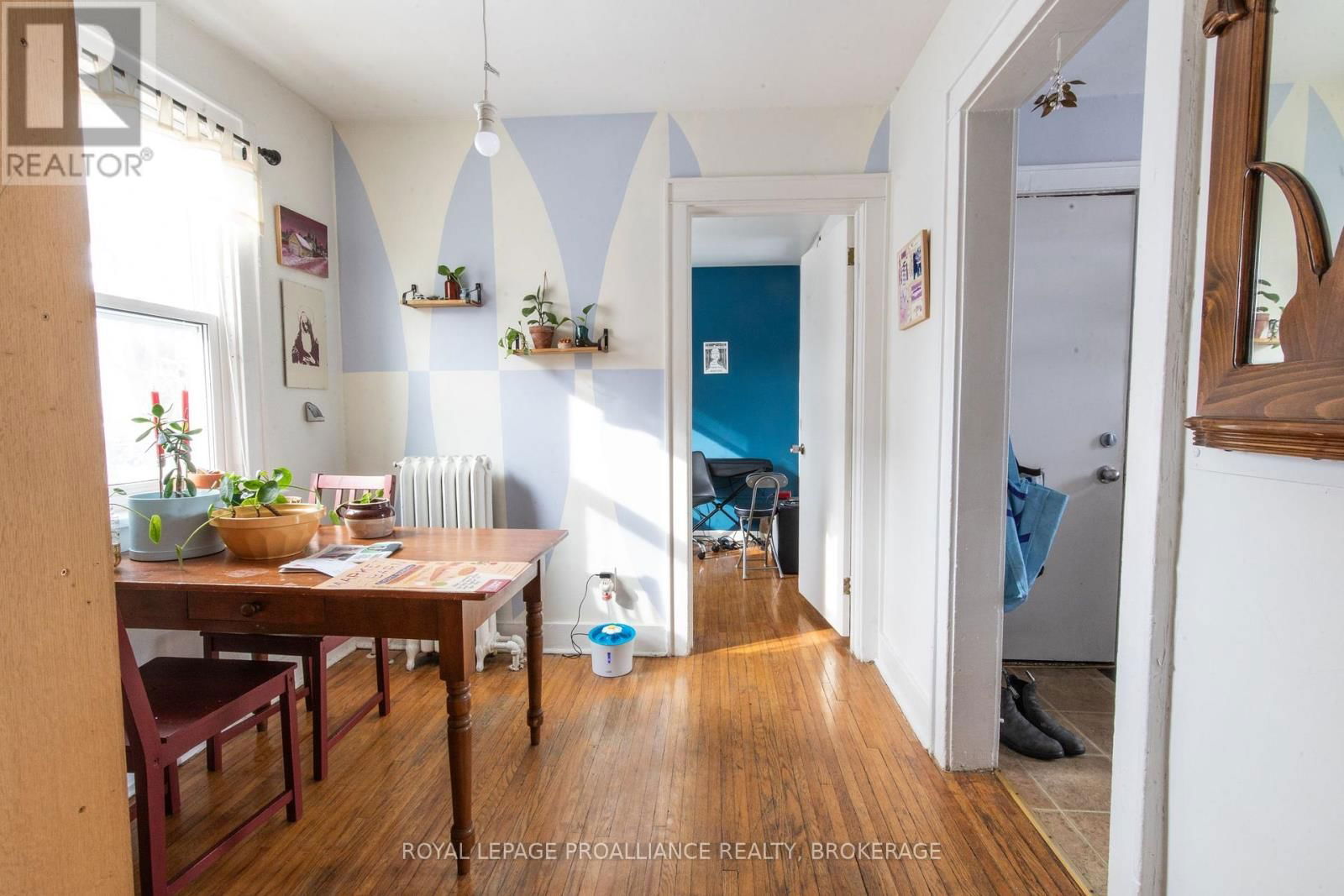 512-514 MACDONNELL STREET Image 33