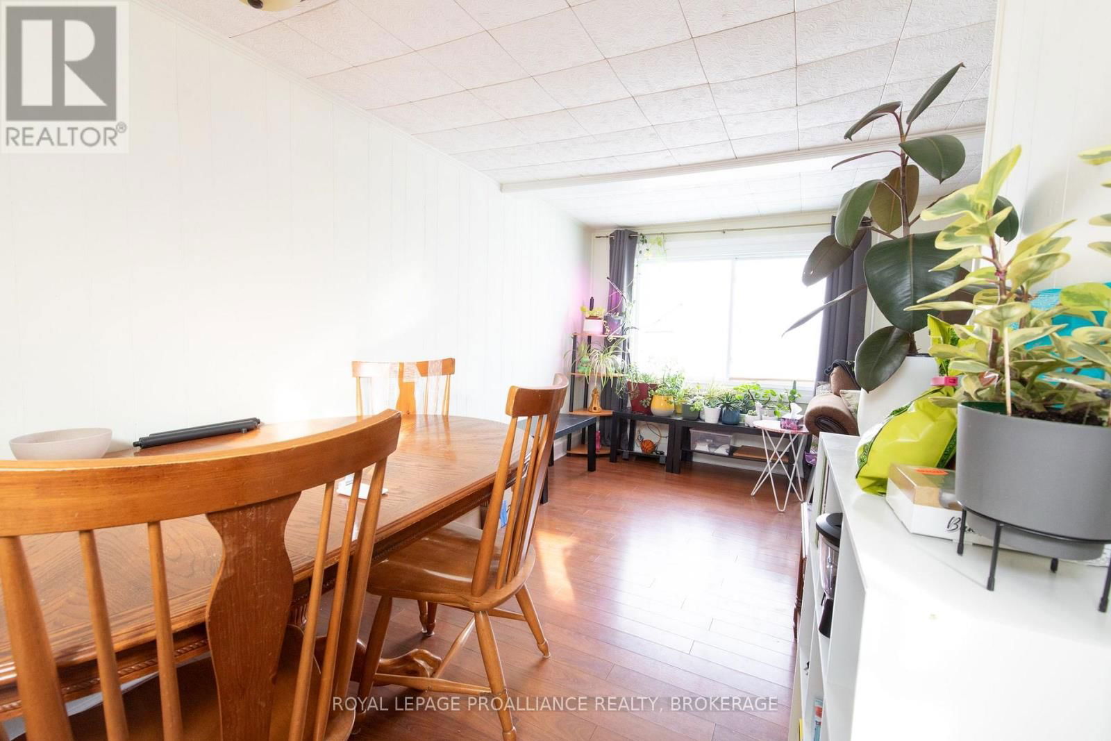 512-514 MACDONNELL STREET Image 7