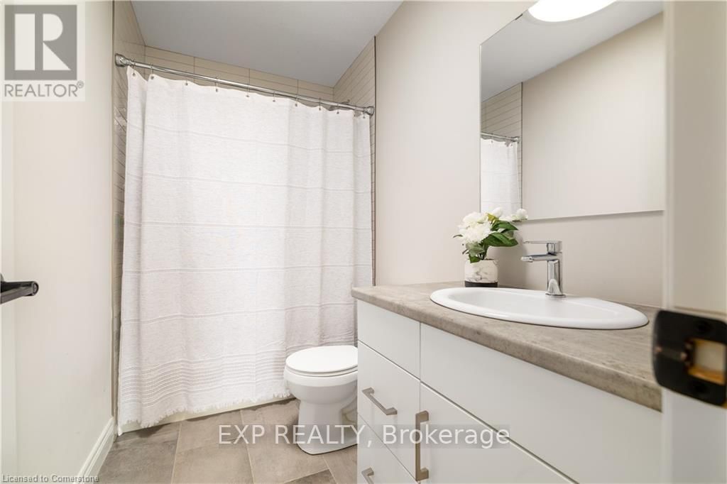 108 LOXLEIGH LANE Image 16