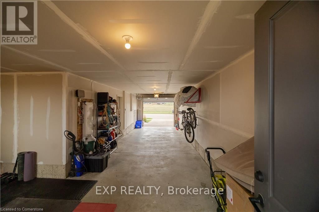 108 LOXLEIGH LANE Image 30