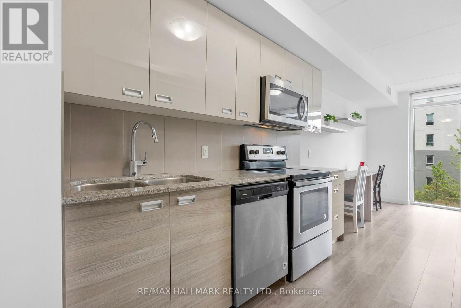 202 - 308 LESTER STREET Image 14