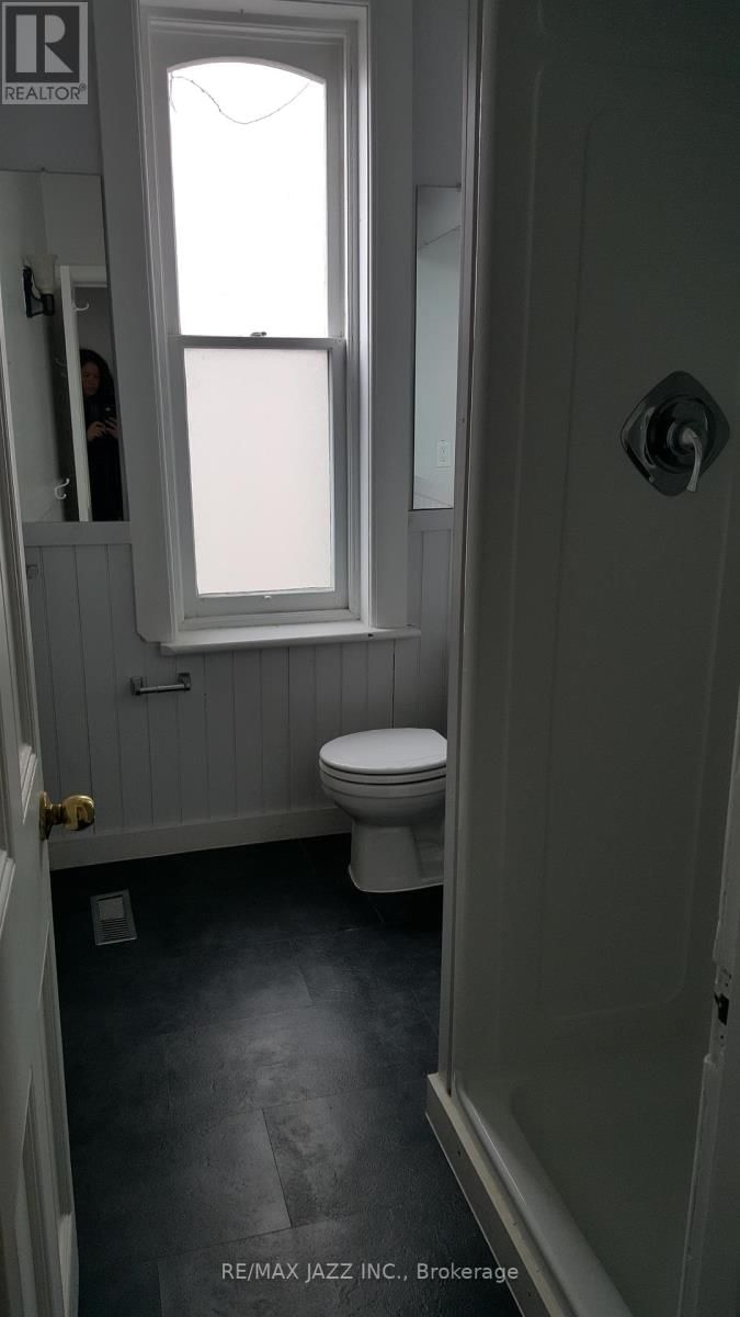 29 KING STREET EAST Image 14