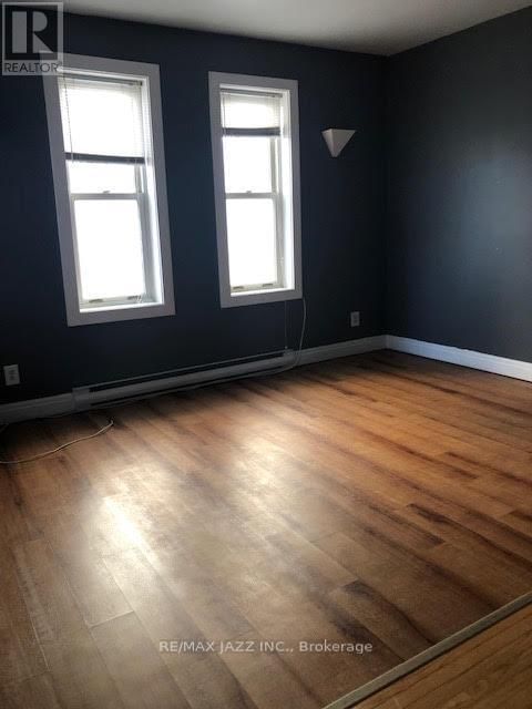 29 KING STREET EAST Image 8