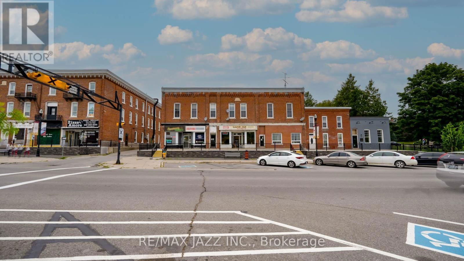 33-39 KING STREET EAST Image 11
