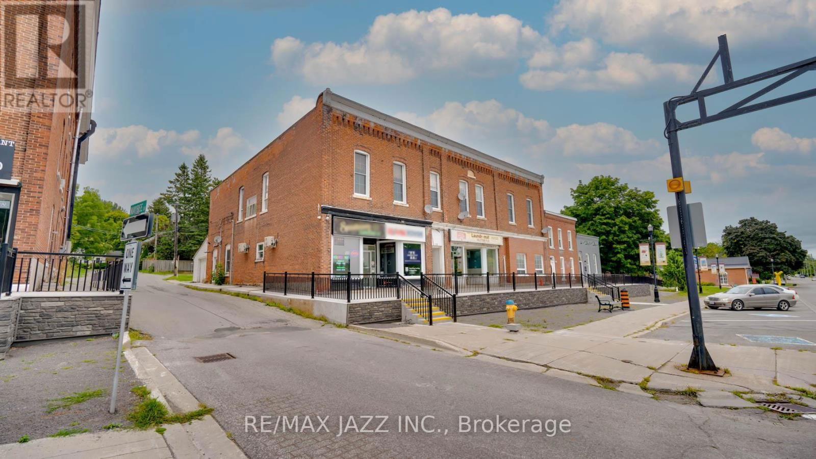 33-39 KING STREET EAST Image 6