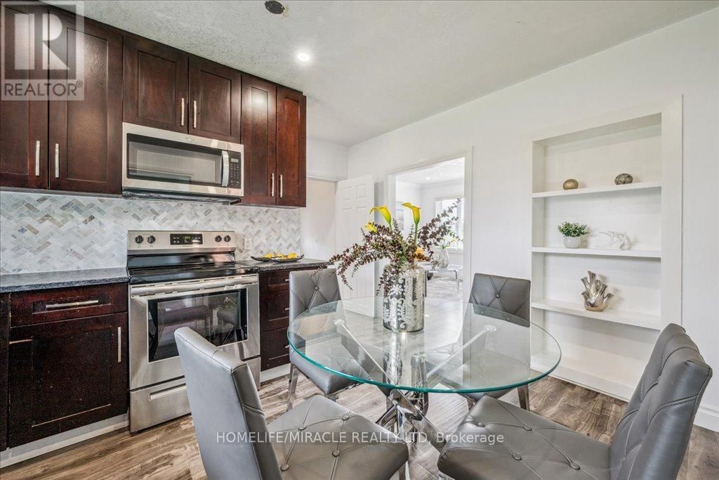 570 VICTORIA STREET SOUTH Image 17