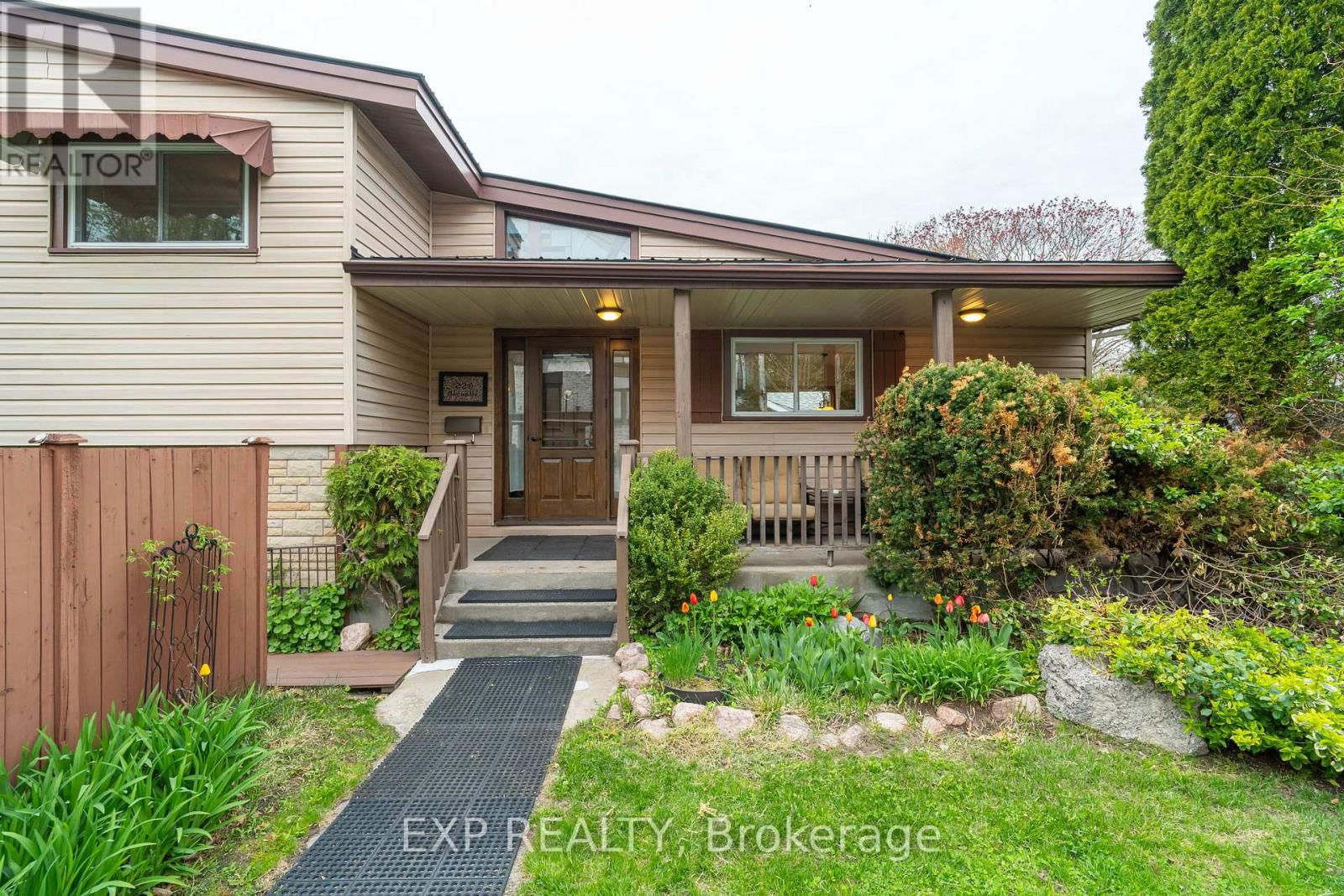 220 ANCASTER AVENUE Image 1