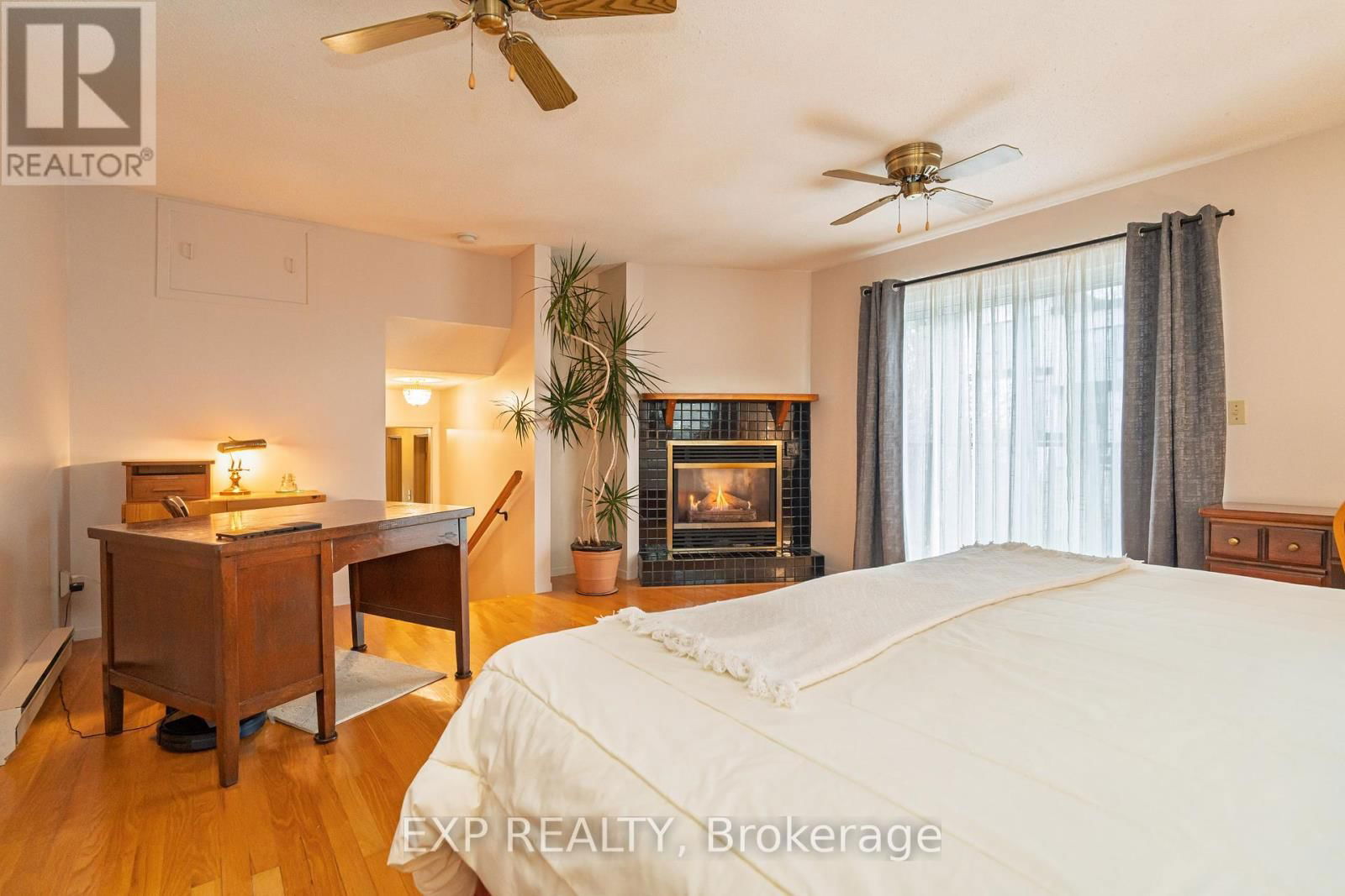 220 ANCASTER AVENUE Image 14