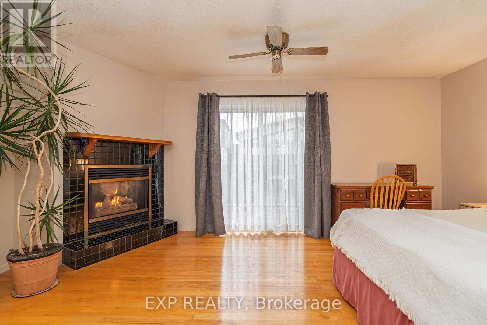220 ANCASTER AVENUE Image 15