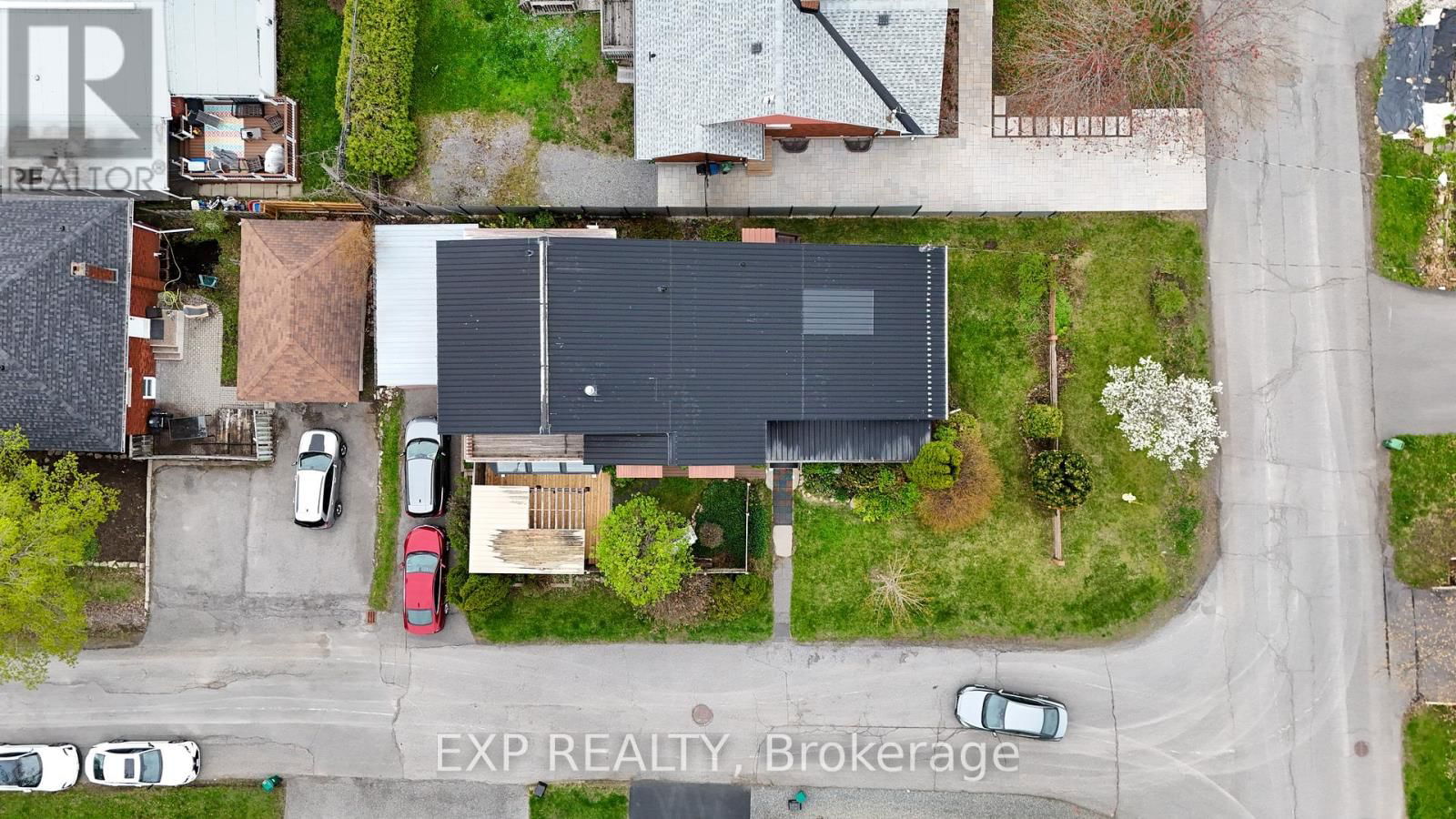 220 ANCASTER AVENUE Image 35