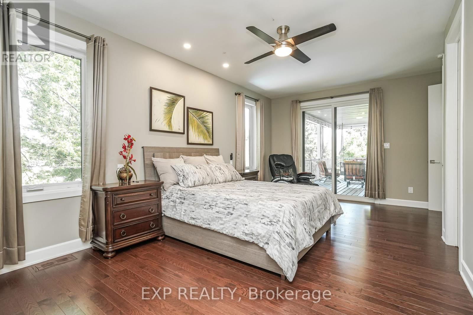 7 PHILLIP DRIVE Image 17