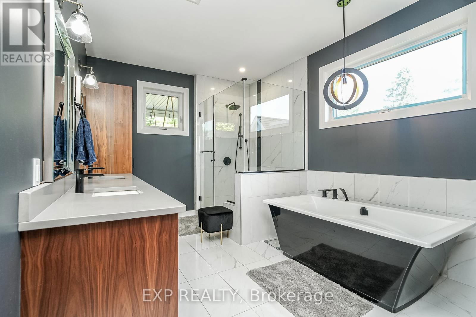 7 PHILLIP DRIVE Image 22