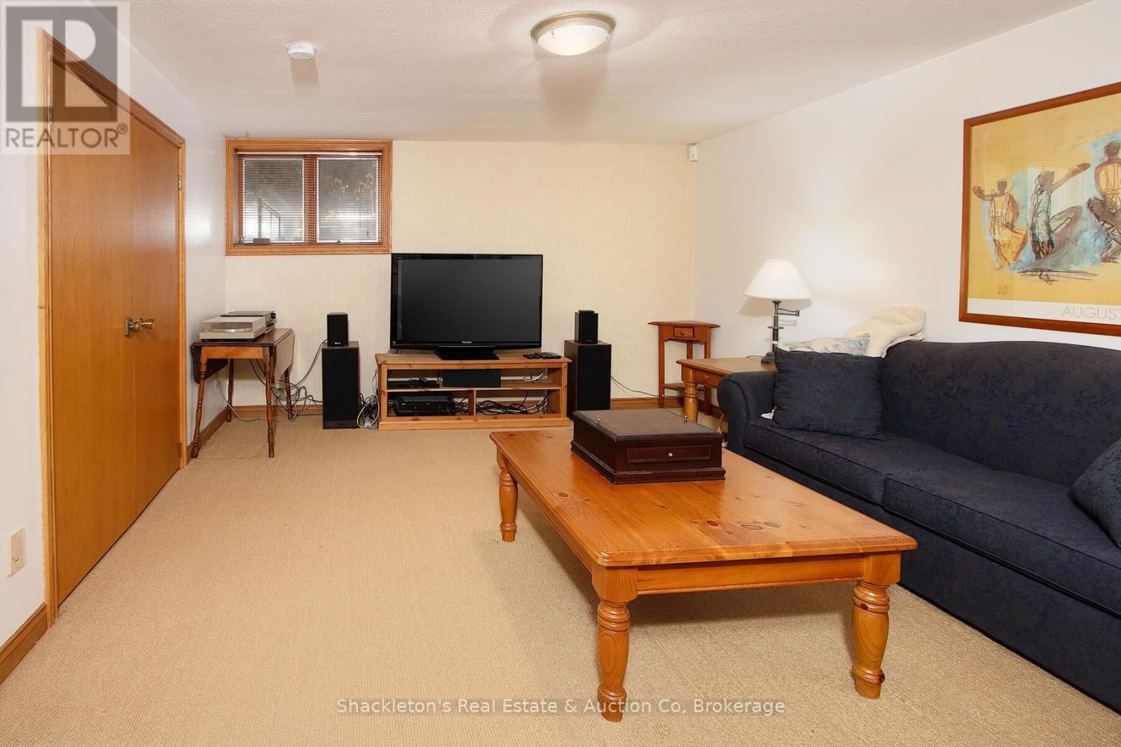 258 WINDERMERE COURT EAST Image 29