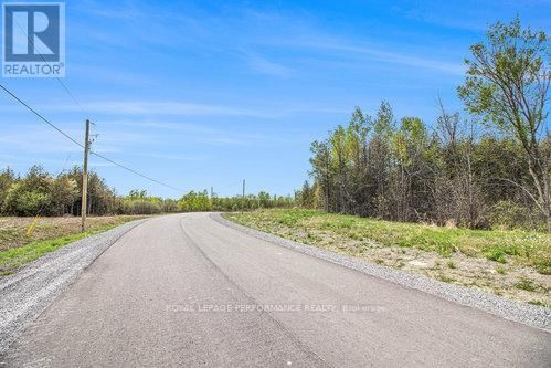 7 MCDONELL CRESCENT Image 11