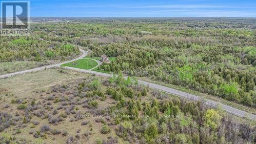 7 MCDONELL CRESCENT Image 21