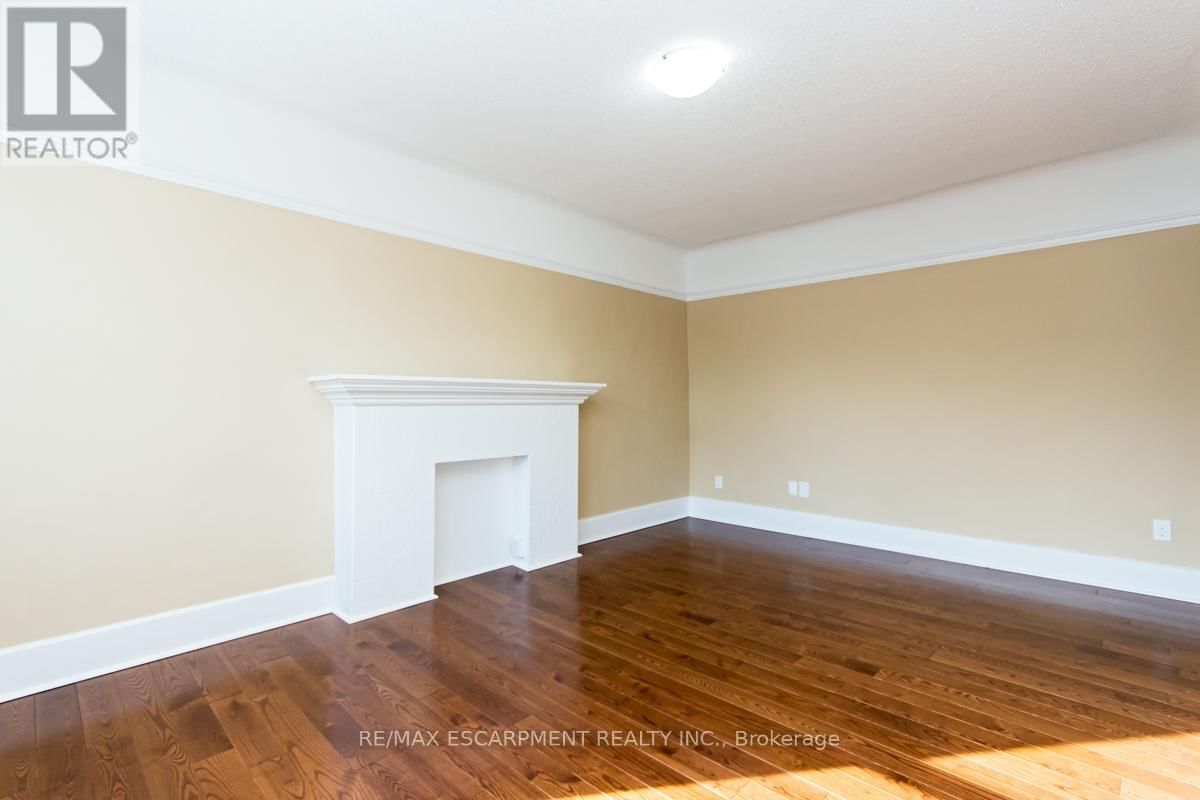 4 - 362 JOHN STREET SOUTH Image 16