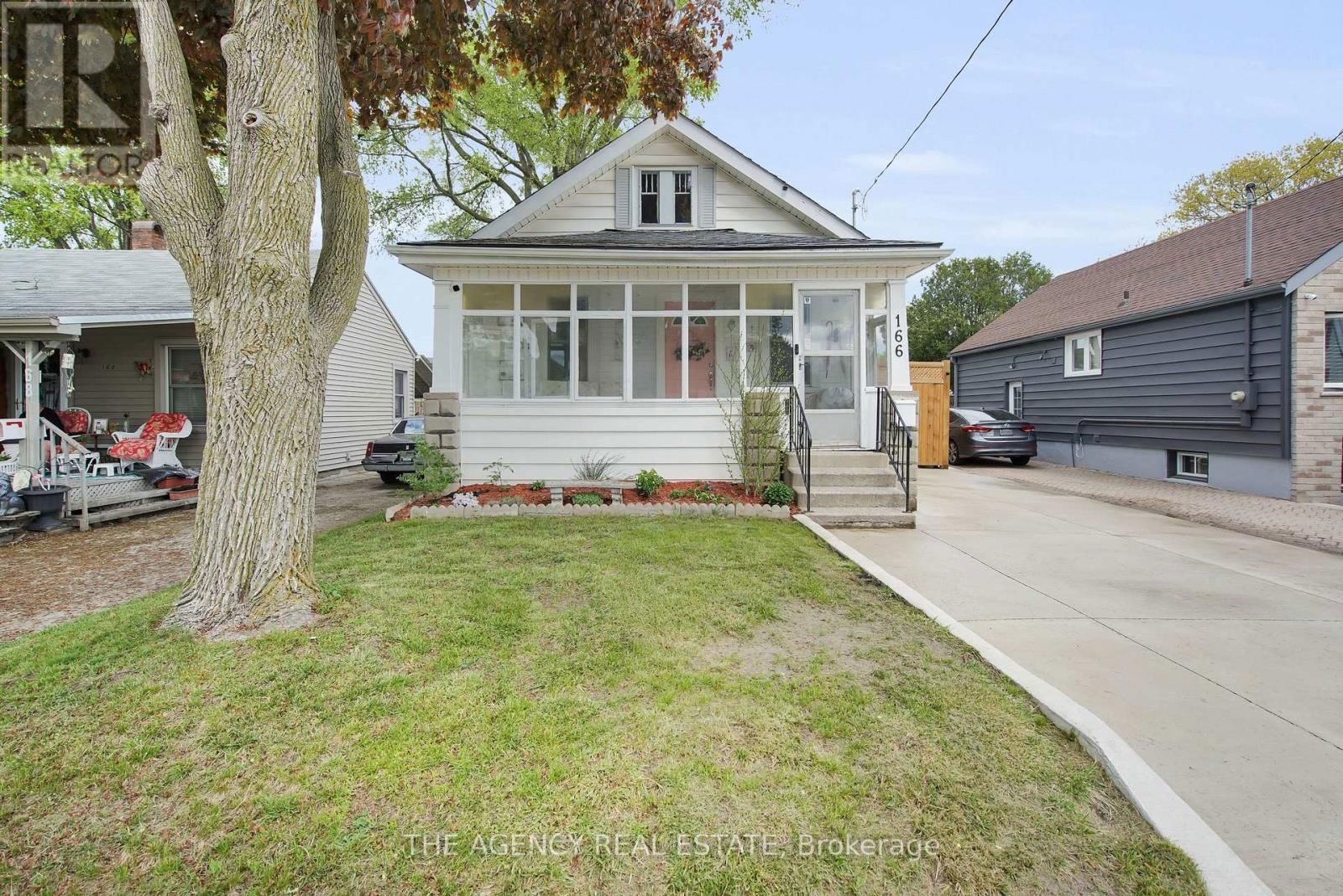 166 GILES STREET Image 1