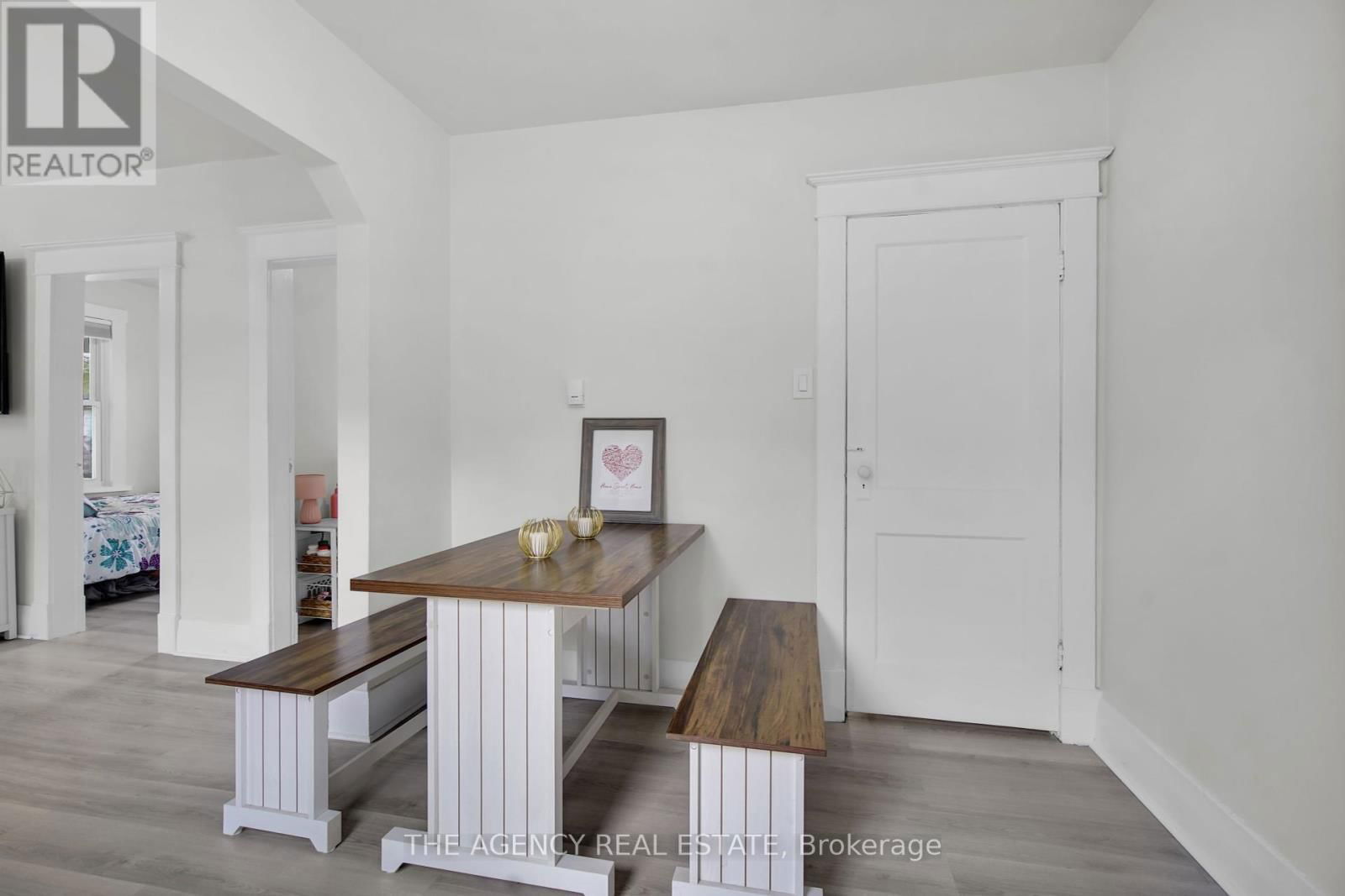 166 GILES STREET Image 16