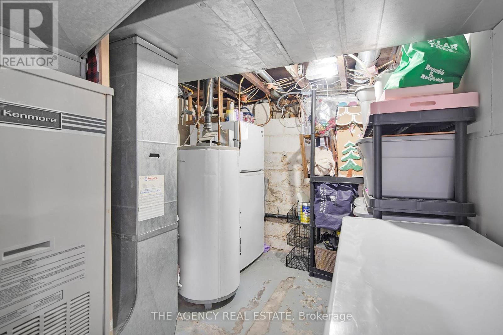 166 GILES STREET Image 30