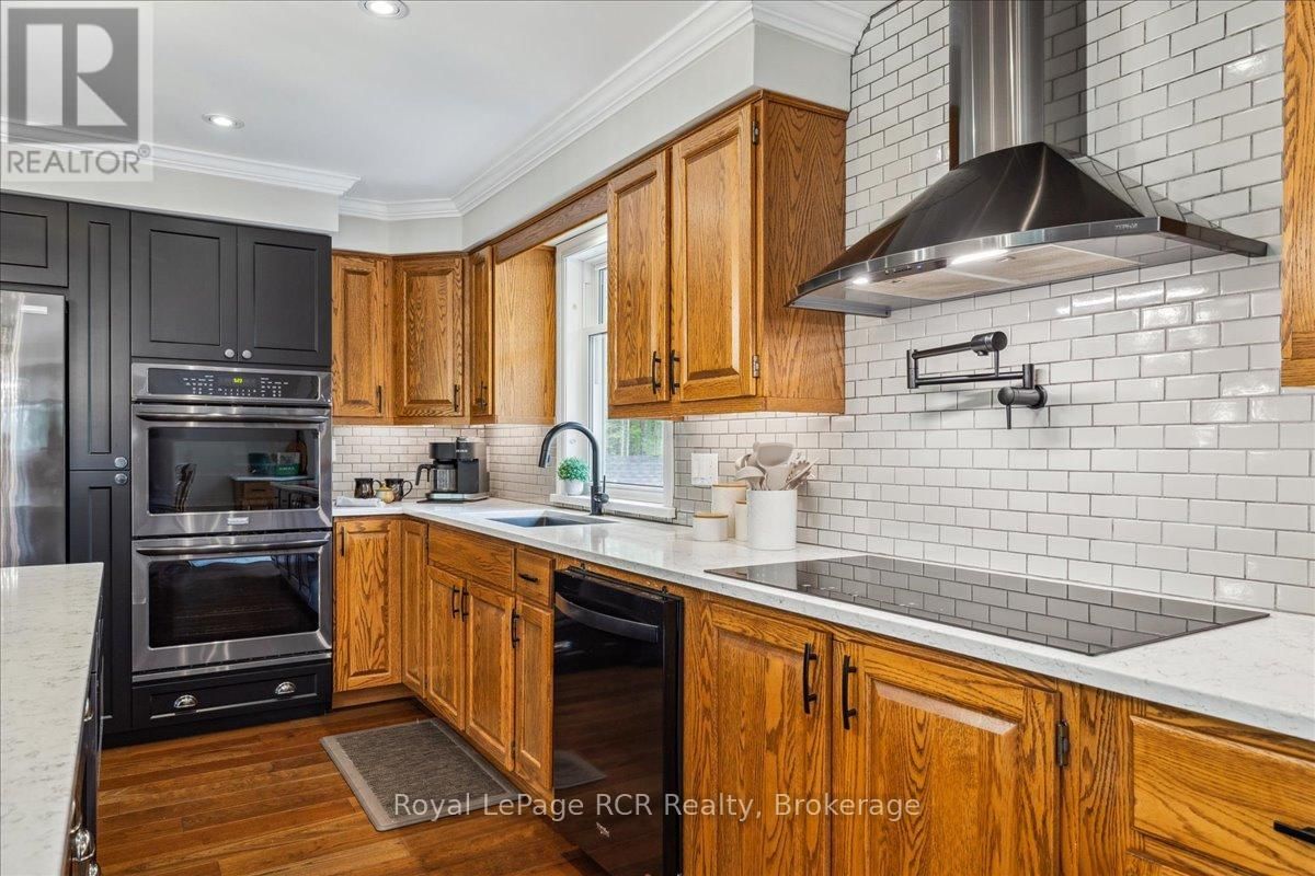 103488 GREY 18 ROAD Image 14