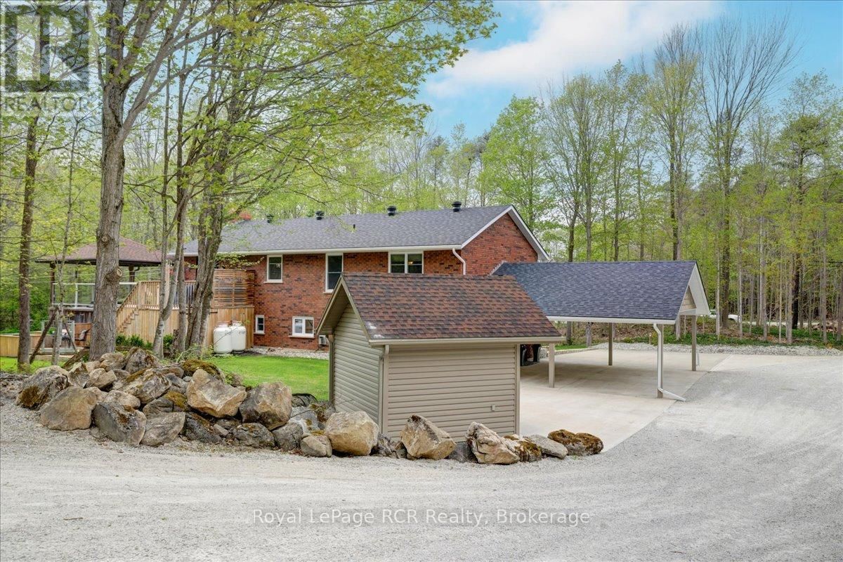 103488 GREY 18 ROAD Image 46