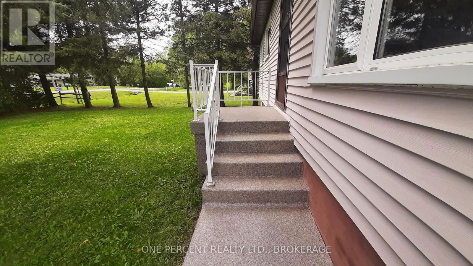 7337 COUNTY RD 2 Image 3