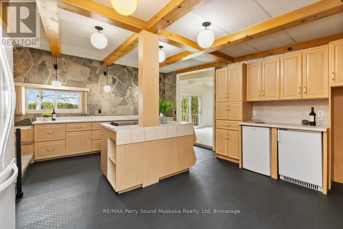 179 MANITOU DRIVE Image 14