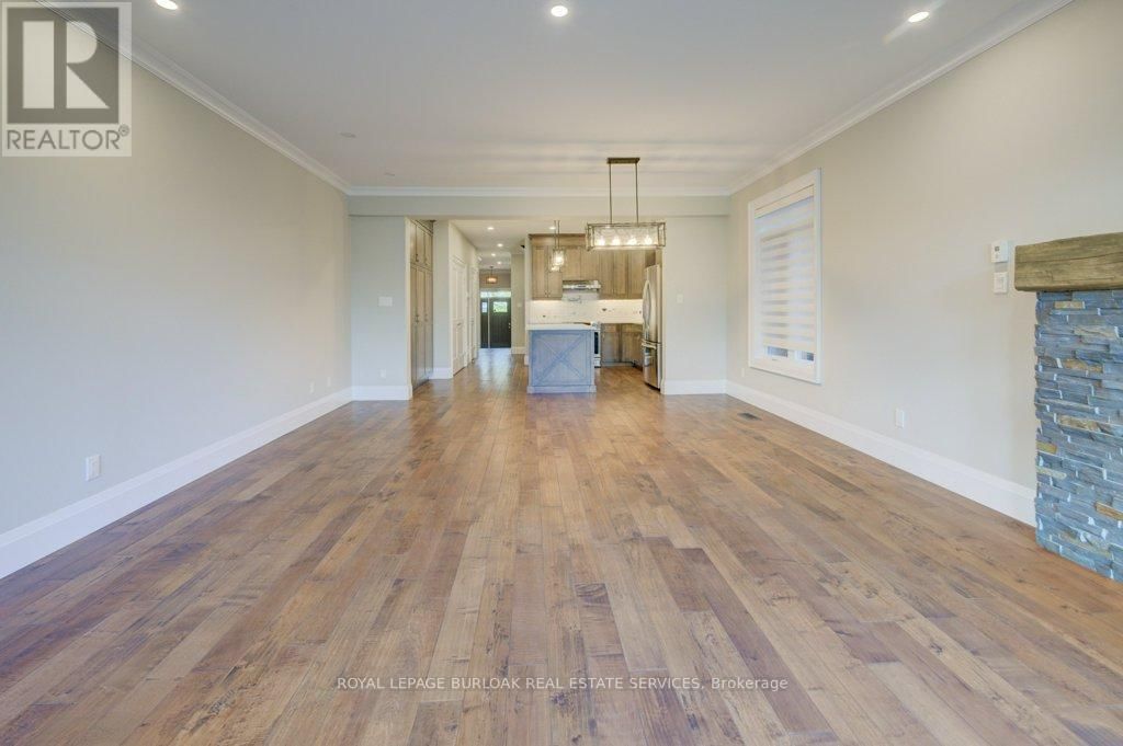 123 WALTER STREET Image 13
