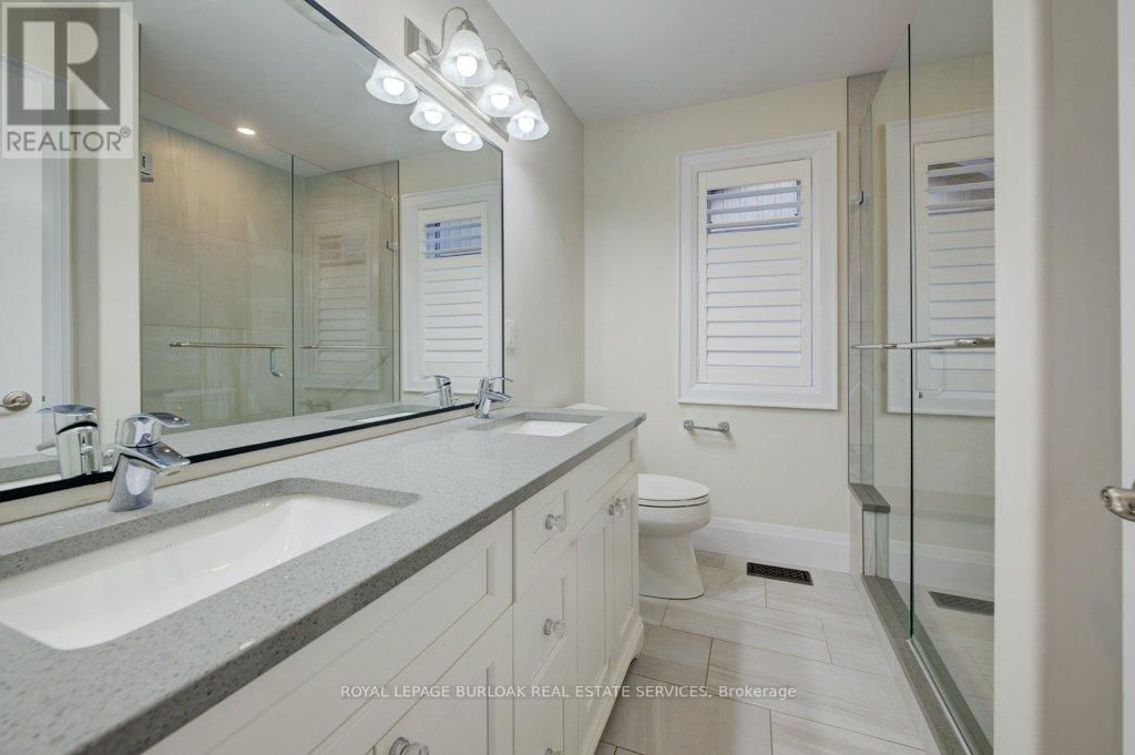 123 WALTER STREET Image 17