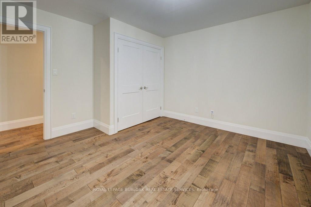 123 WALTER STREET Image 21