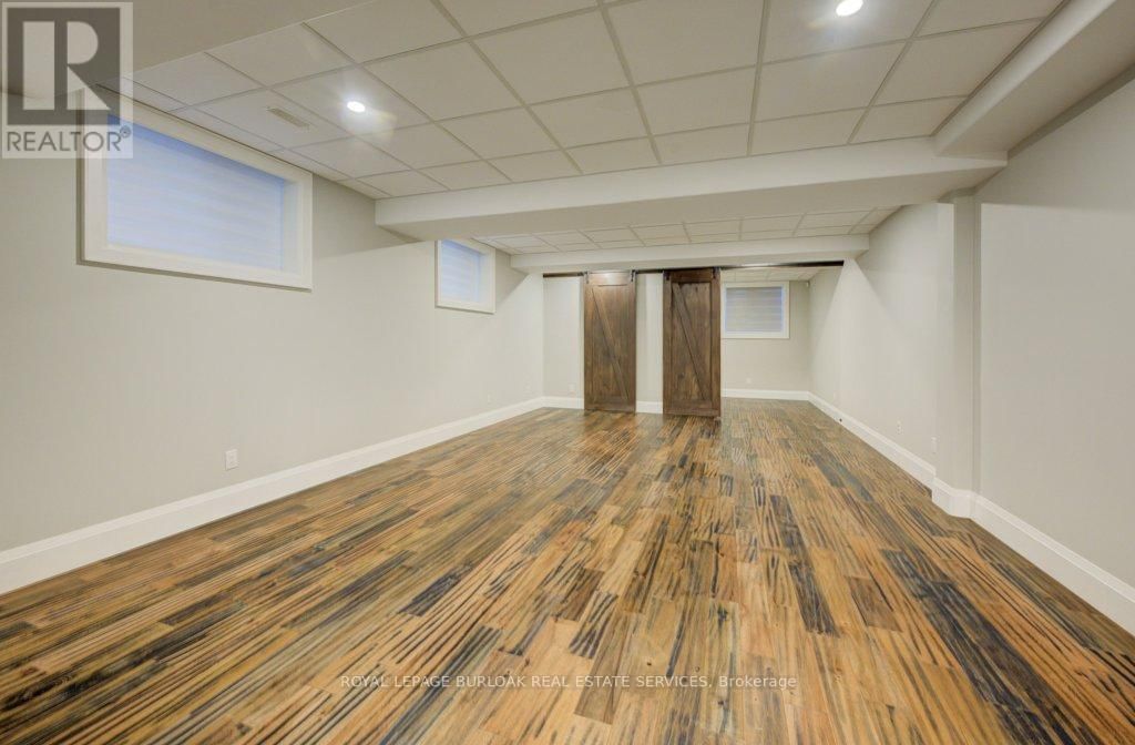 123 WALTER STREET Image 31