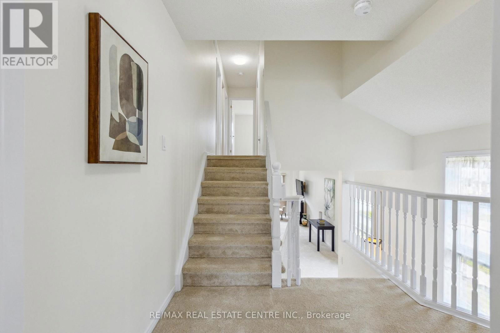 1 SILVERSMITH COURT Image 19