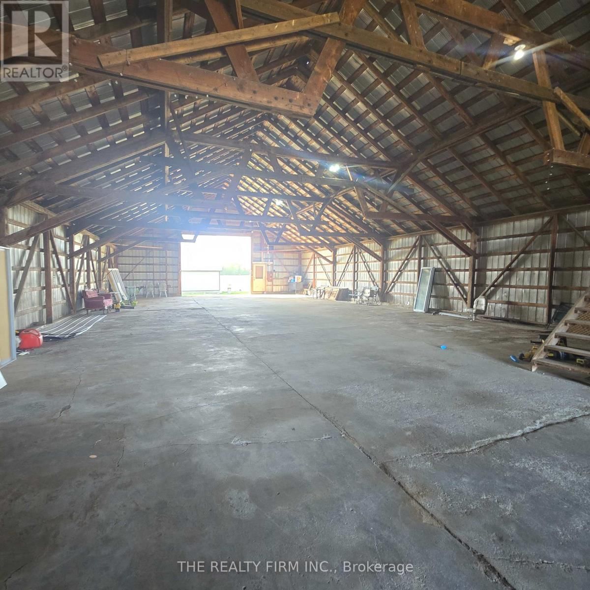 3 - 20662 MARSH LINE Image 13