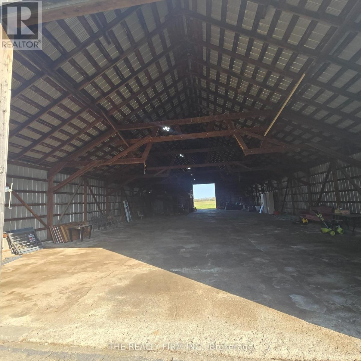 3 - 20662 MARSH LINE Image 14