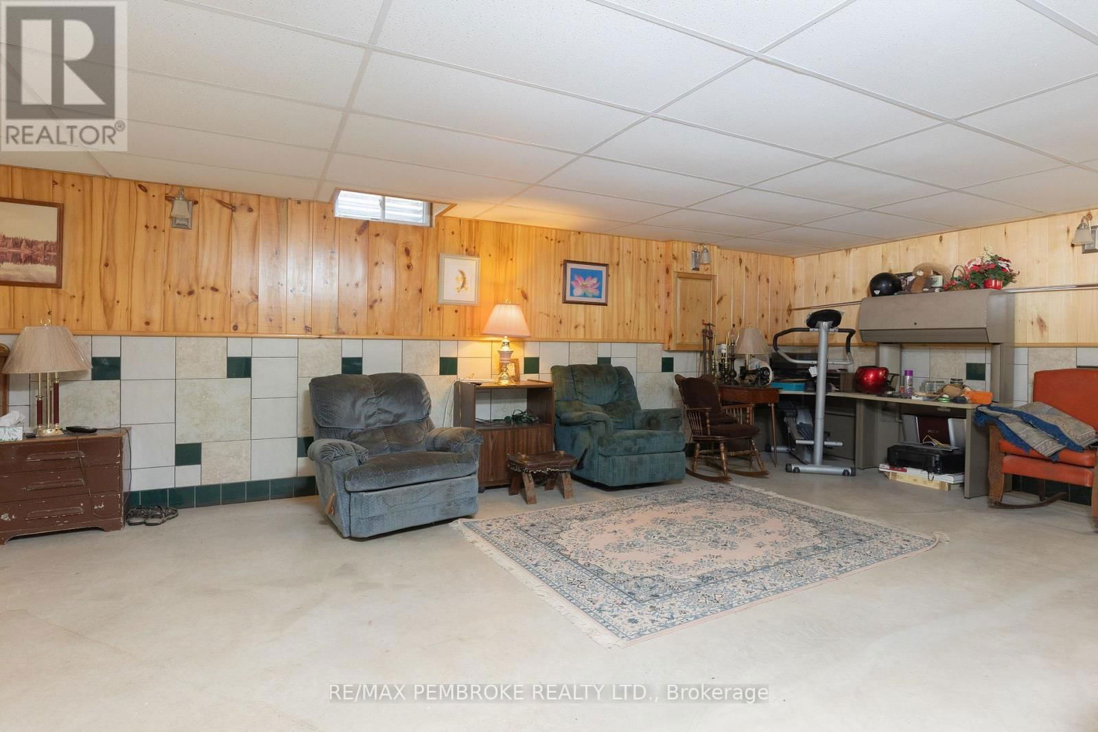 4293 ROUND LAKE ROAD Image 27