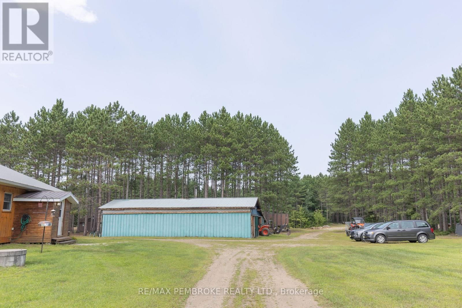4293 ROUND LAKE ROAD Image 42