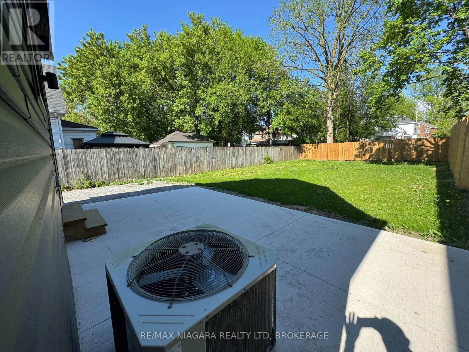 5840 GLENHOLME AVENUE Image 27
