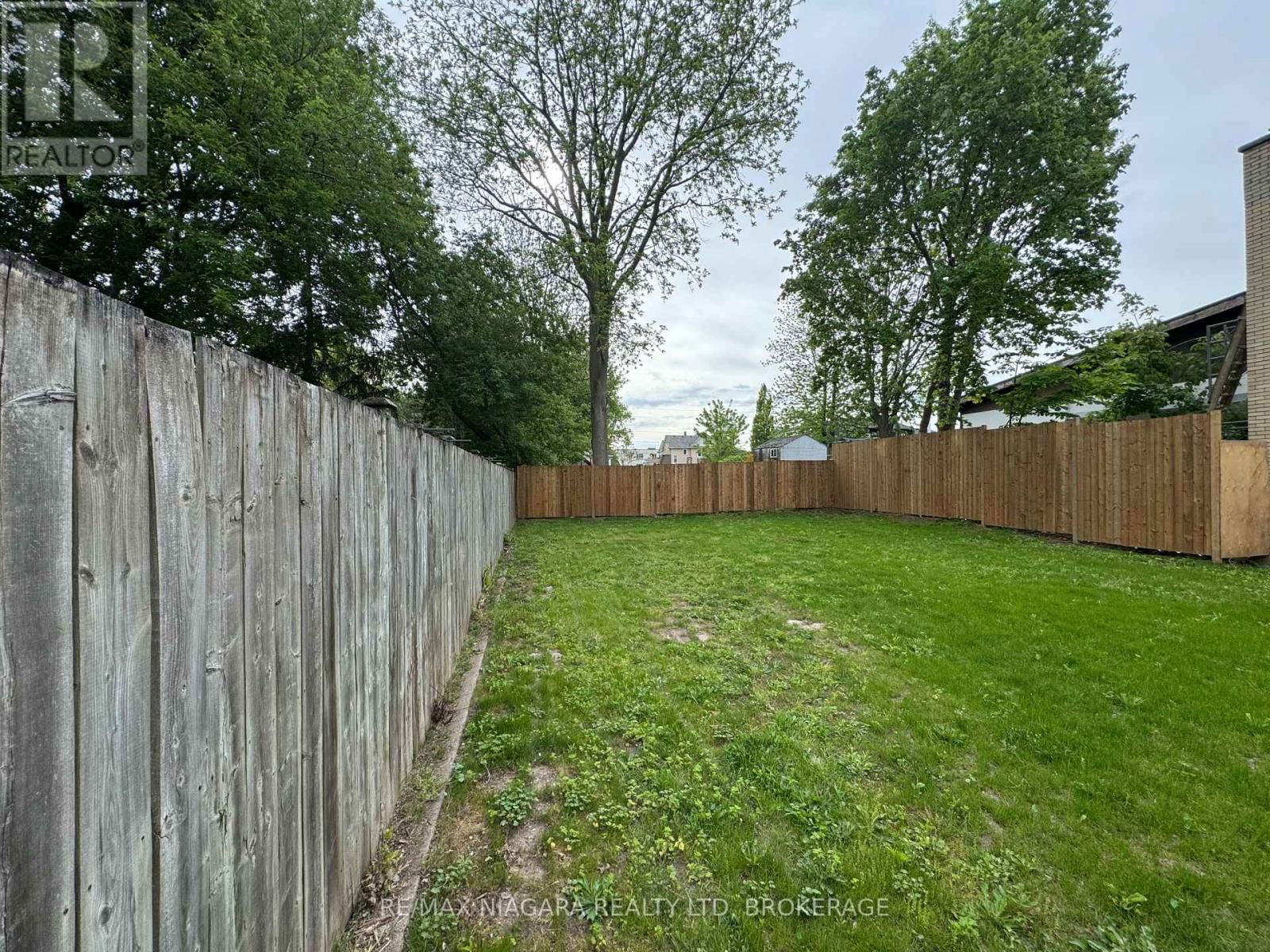 5840 GLENHOLME AVENUE Image 30