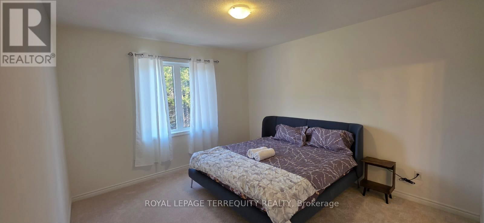 37 HILLCROFT WAY Image 24