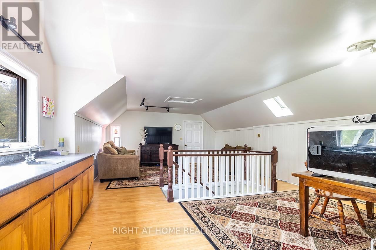 414 PRATT ROAD Image 18