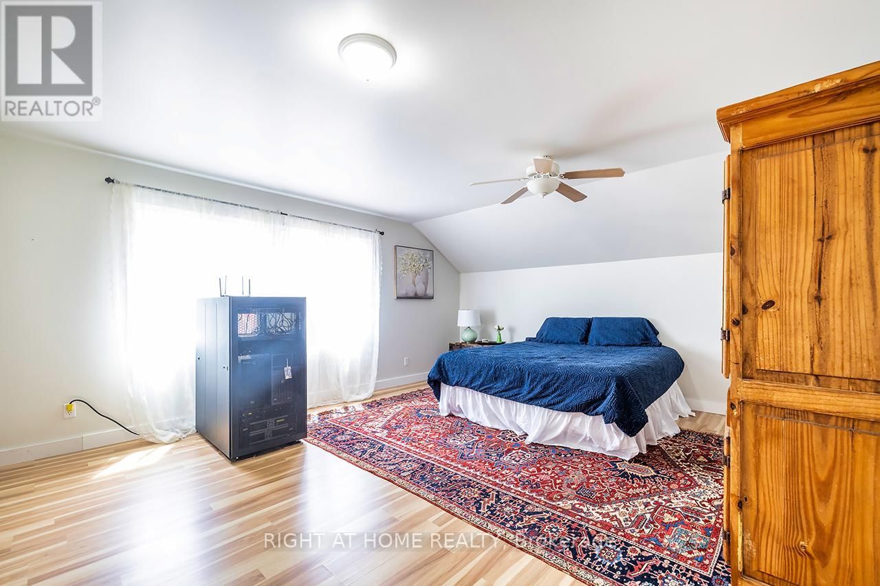 414 PRATT ROAD Image 23