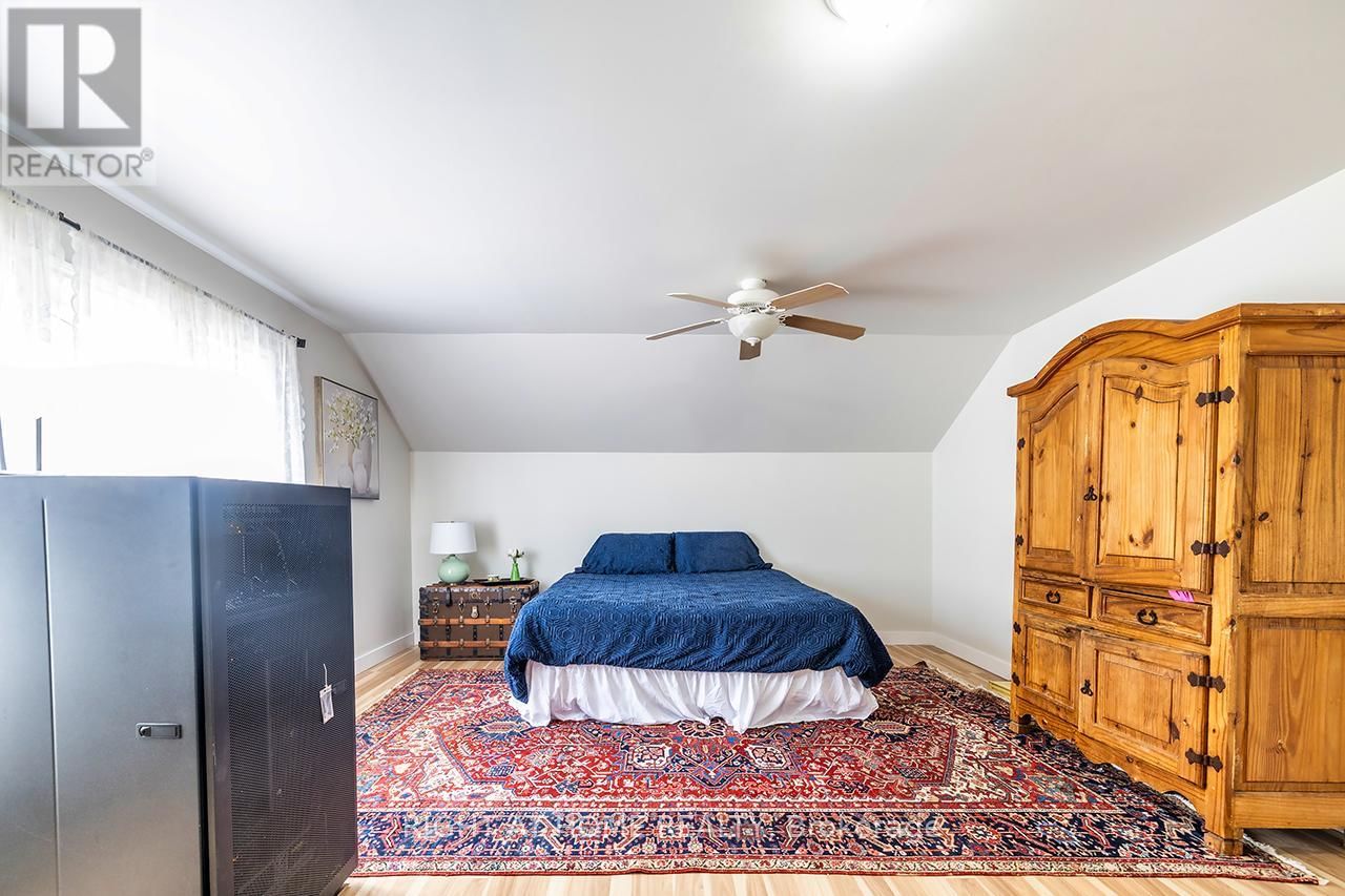 414 PRATT ROAD Image 24