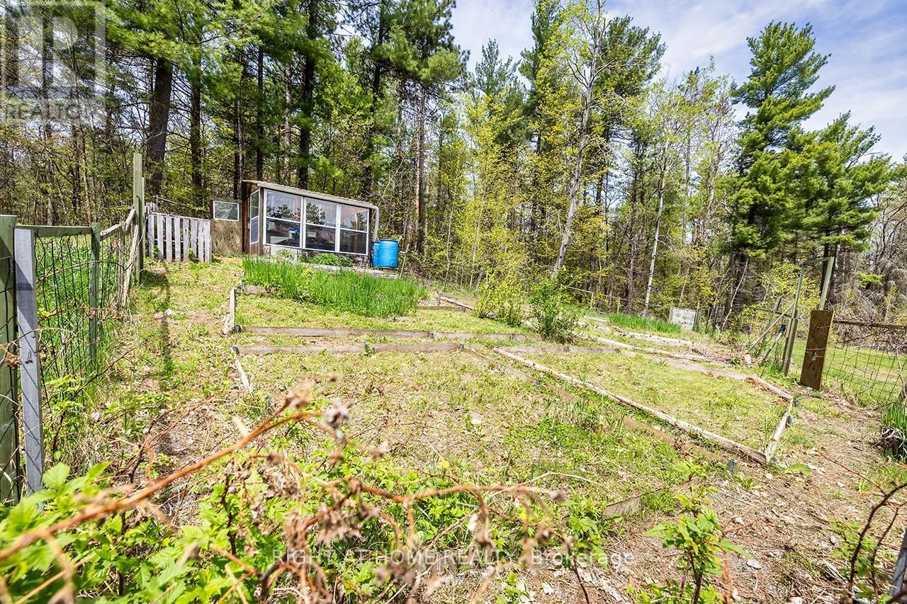 414 PRATT ROAD Image 37