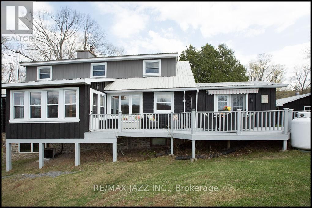 1452 SOUTH BAPTISTE LAKE ROAD Image 30