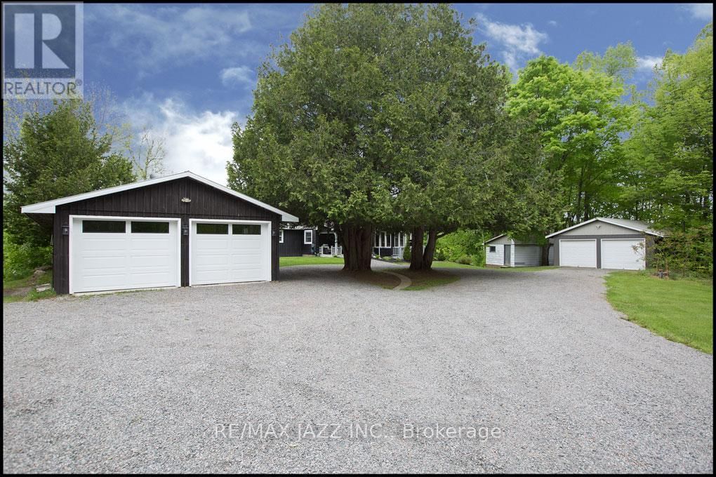 1452 SOUTH BAPTISTE LAKE ROAD Image 4