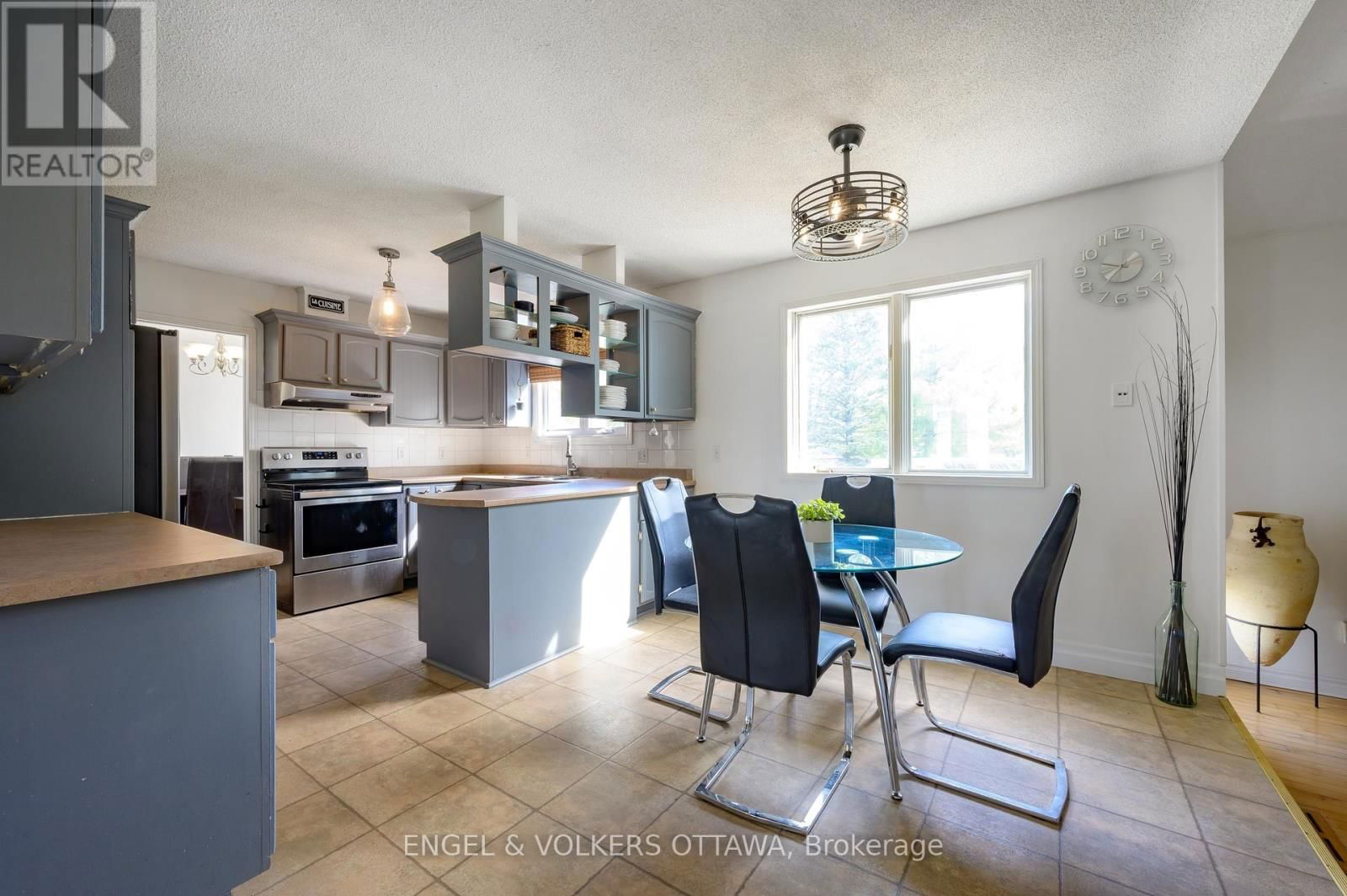 5608 RICHMOND ROAD Image 13