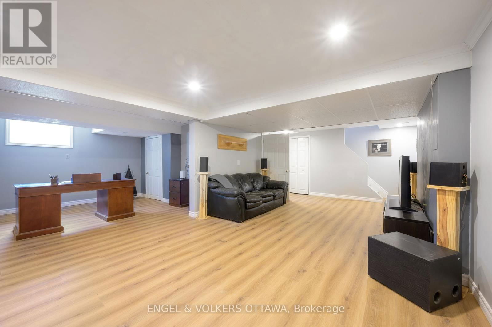 5608 RICHMOND ROAD Image 23